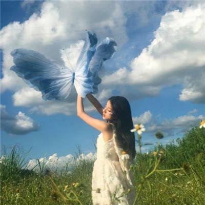 发光的河流